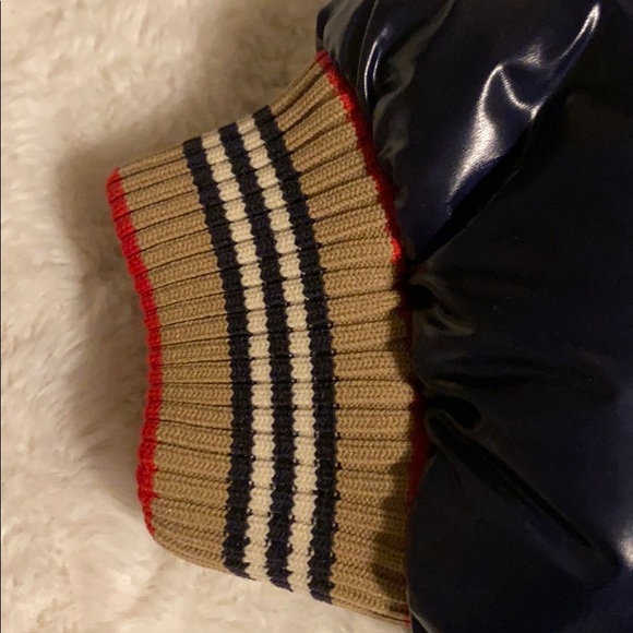 Josiah Short Burberry Puffer Bomber - Picture 7 of 8